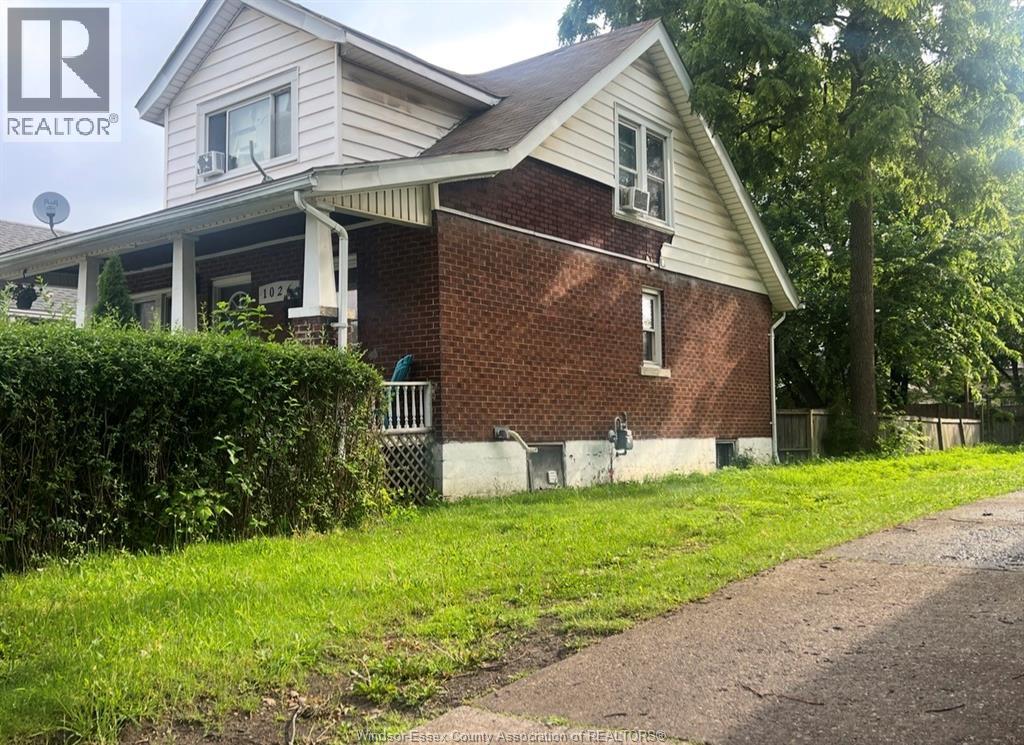1026 Felix Street, Windsor, Ontario  N9C 3L5 - Photo 3 - 26015025