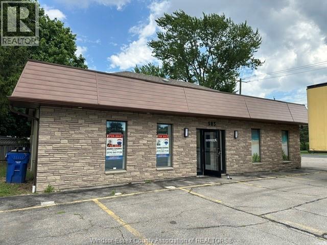 585 St. Clair Street, Chatham, Ontario  N7L 3L3 - Photo 1 - 26015286