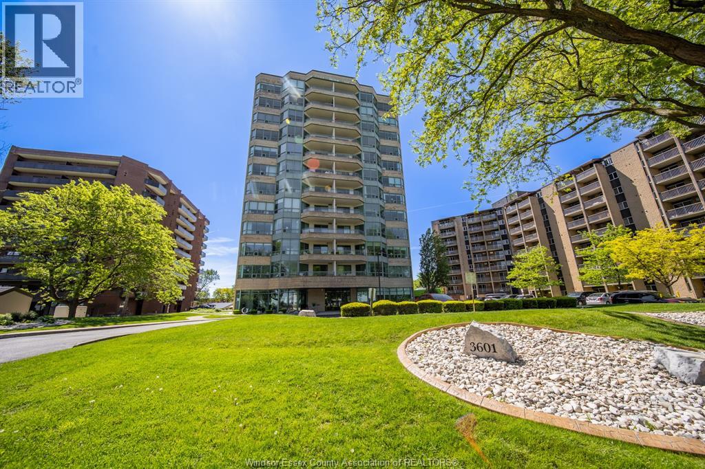 3601 Riverside Drive East Unit# 607, Windsor, Ontario  N8Y 4Y2 - Photo 1 - 26015333