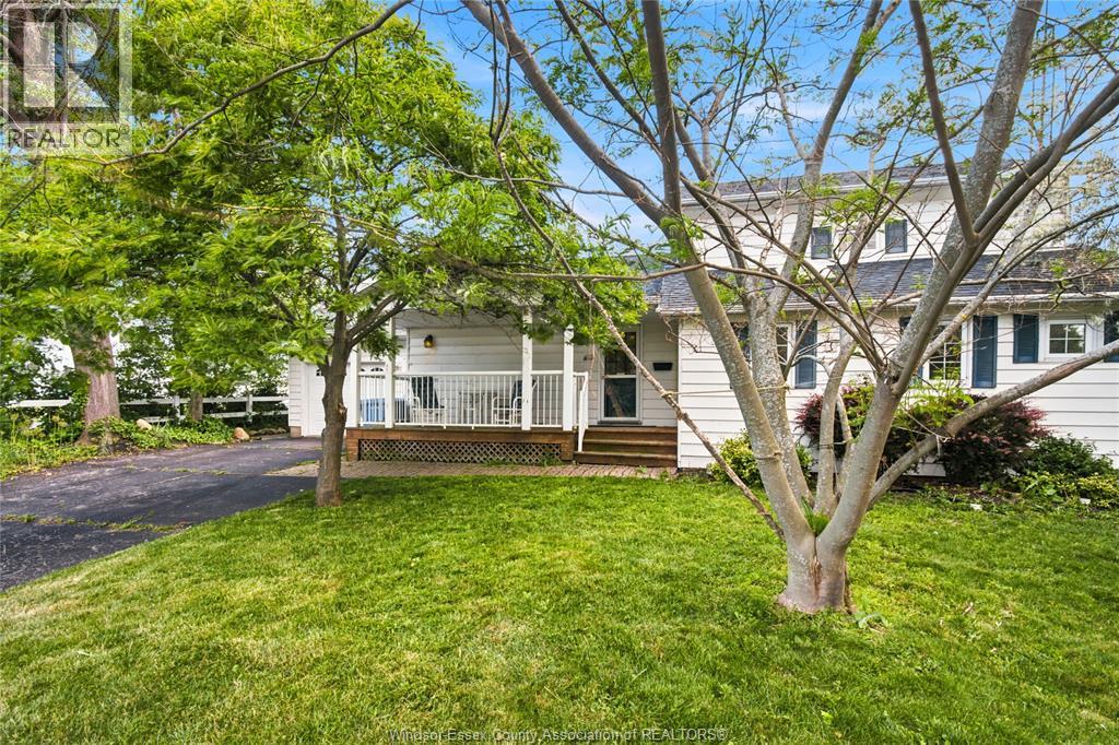 866 Point Pelee Drive, Leamington, Ontario  N8H 3V4 - Photo 6 - 26015344