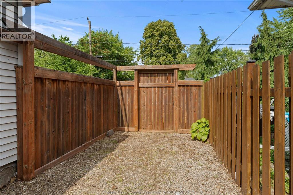 1330 Central Avenue, Windsor, Ontario  N8Y 3V4 - Photo 18 - 26015317