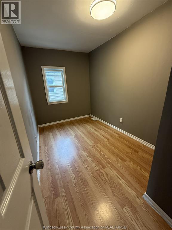 3417 Cross, Windsor, Ontario  N9C 1N4 - Photo 6 - 26015300