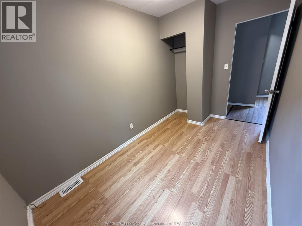 3417 Cross, Windsor, Ontario  N9C 1N4 - Photo 7 - 26015300