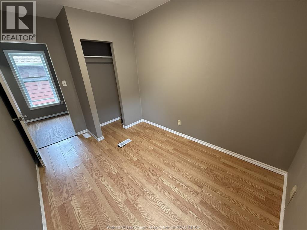 3417 Cross, Windsor, Ontario  N9C 1N4 - Photo 8 - 26015300
