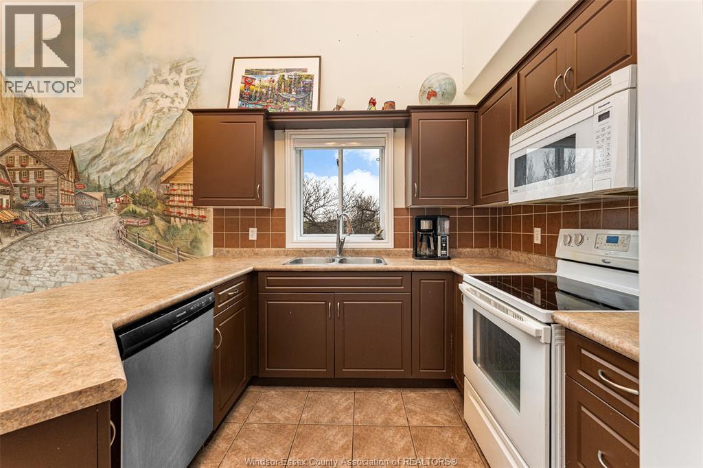 11460 Timber Bay Crescent, Windsor, Ontario  N8R 2K9 - Photo 14 - 26015375