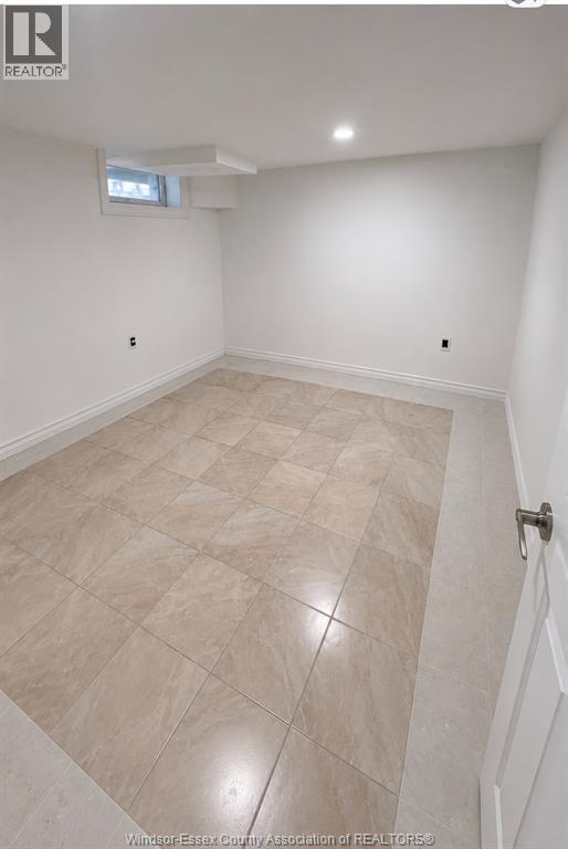 3740 Dominion, Windsor, Ontario  N9E 2P3 - Photo 18 - 26015385