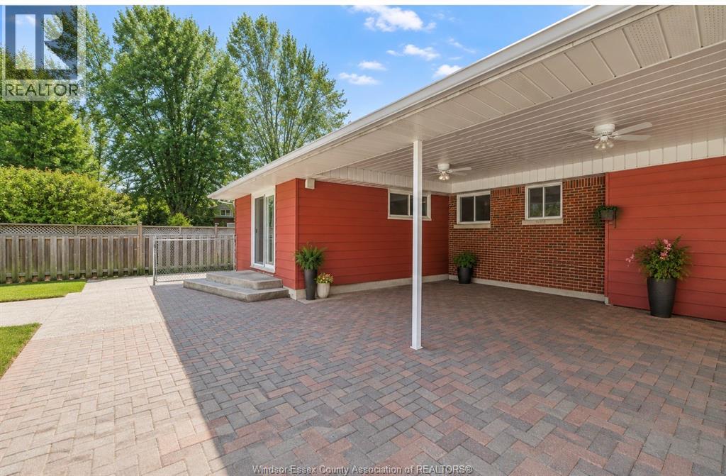 3740 Dominion, Windsor, Ontario  N9E 2P3 - Photo 19 - 26015385