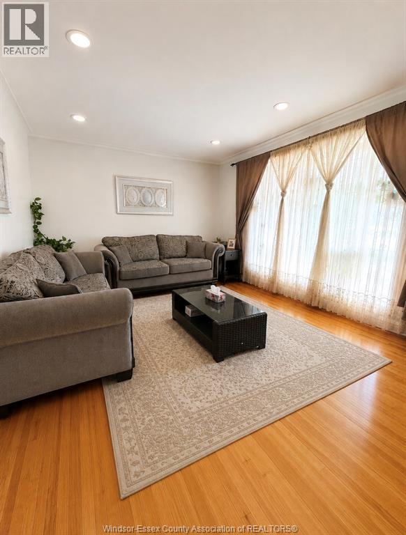 3740 Dominion, Windsor, Ontario  N9E 2P3 - Photo 6 - 26015385
