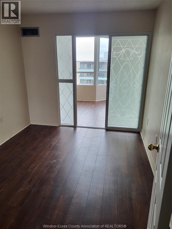 75 Riverside Drive East Unit# 1707, Windsor, Ontario  N9A 7C4 - Photo 28 - 26015307