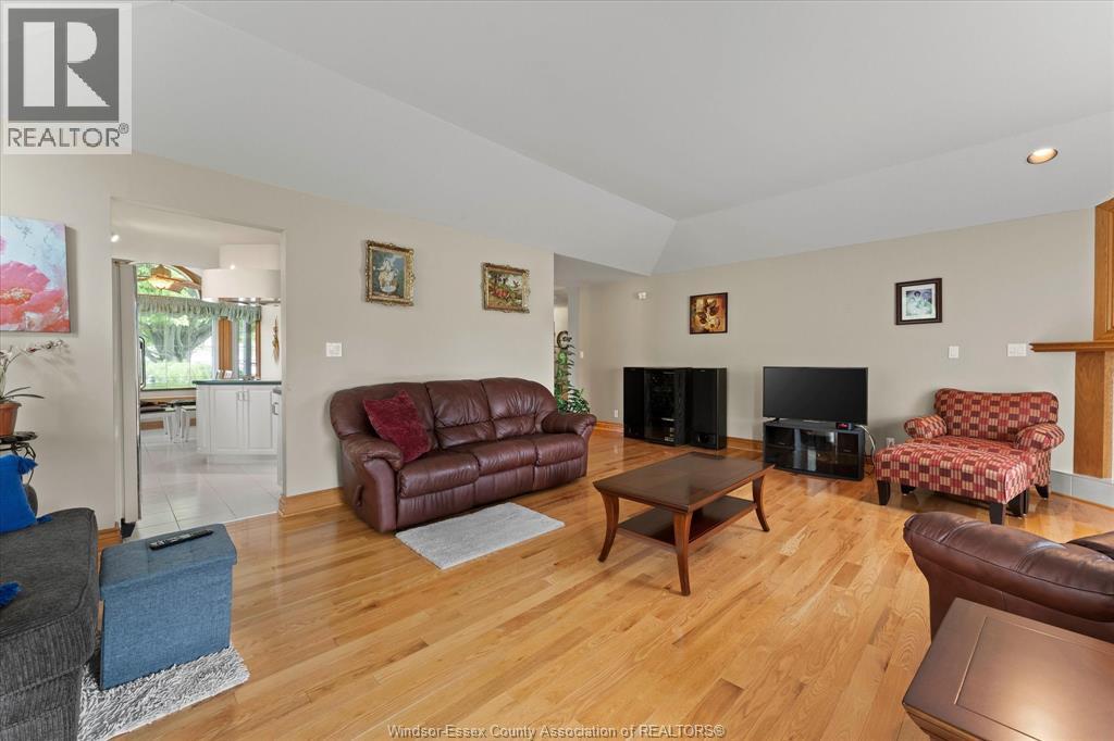 44 Worchester, Leamington, Ontario  N8H 5C1 - Photo 12 - 26015330