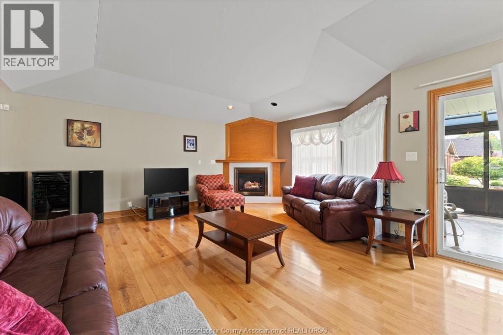 44 Worchester, Leamington, Ontario  N8H 5C1 - Photo 13 - 26015330