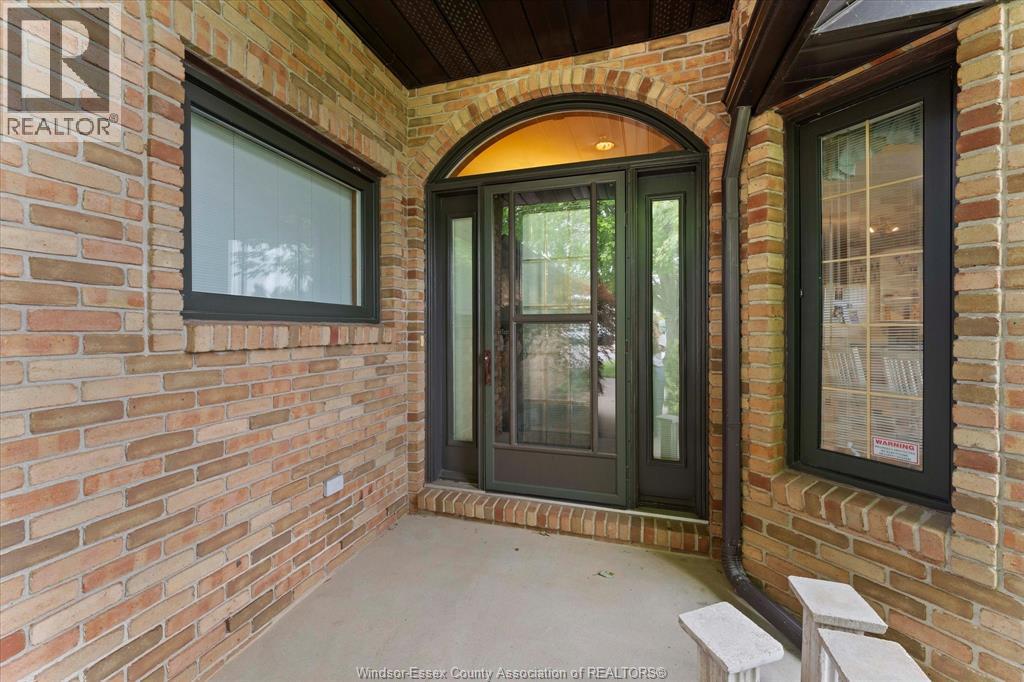 44 Worchester, Leamington, Ontario  N8H 5C1 - Photo 3 - 26015330