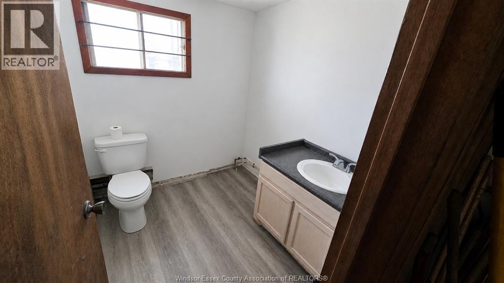 909 Maisonville, Windsor, Ontario  N8Y 3R8 - Photo 4 - 26015368