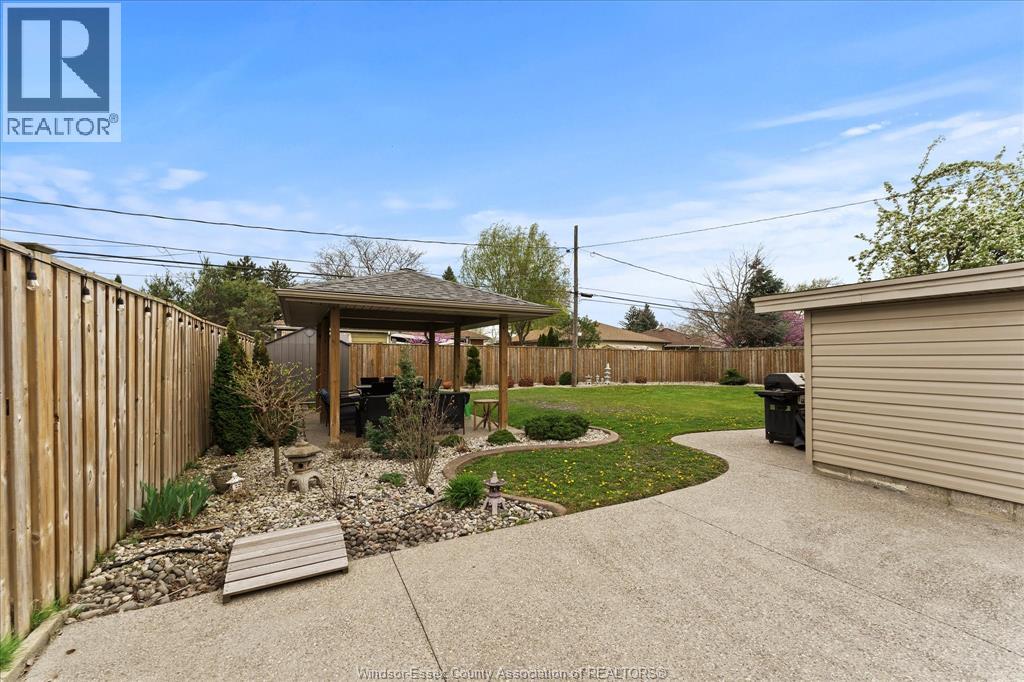 2563 Meldrum, Windsor, Ontario  N8W 4E9 - Photo 31 - 26015441