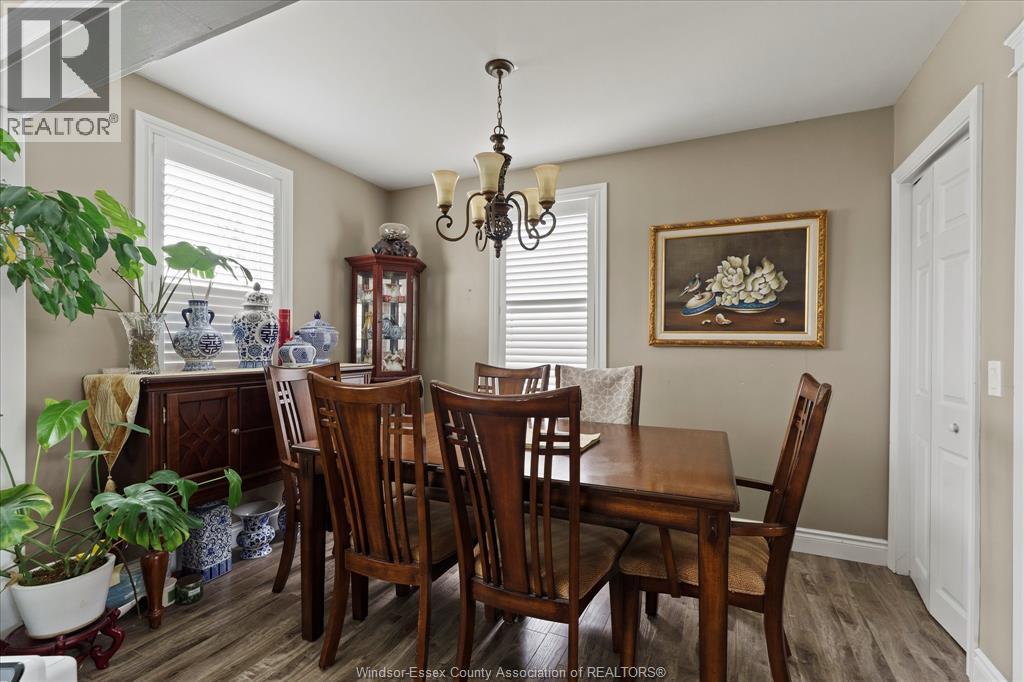 2563 Meldrum, Windsor, Ontario  N8W 4E9 - Photo 8 - 26015441