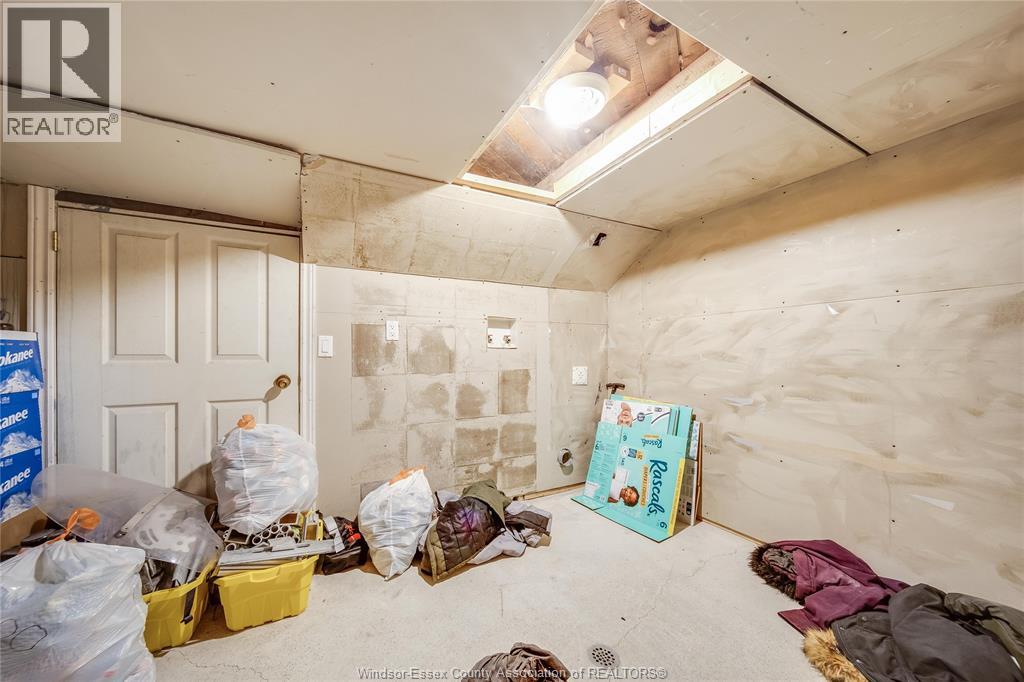 1066 Hickory, Windsor, Ontario  N8Y 3S1 - Photo 14 - 26015124