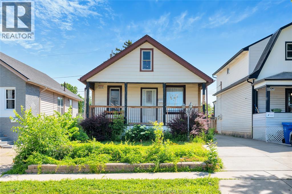 1396 Lillian Avenue, Windsor, Ontario  N8X 4A5 - Photo 1 - 26015447