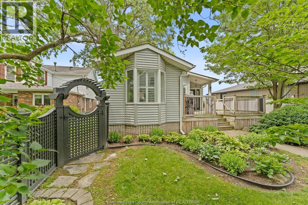 12746 Riverside Drive, Tecumseh, Ontario  N8N 1A3 - Photo 2 - 26015469