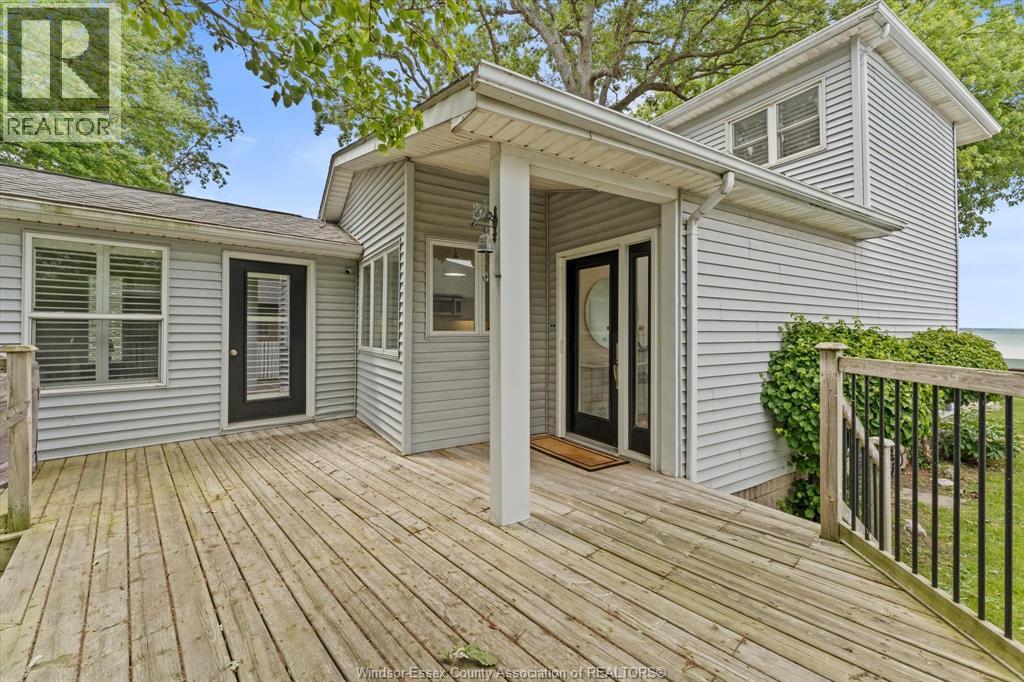 12746 Riverside Drive, Tecumseh, Ontario  N8N 1A3 - Photo 4 - 26015469