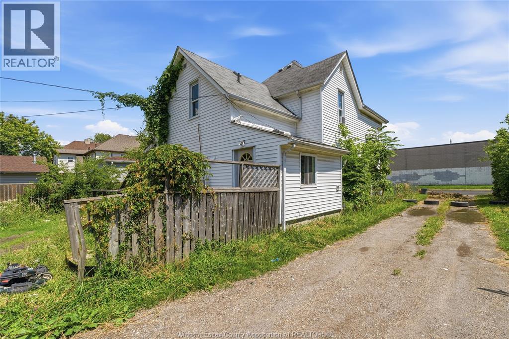 736 Brant Street, Windsor, Ontario  N9A 3E8 - Photo 5 - 26015246