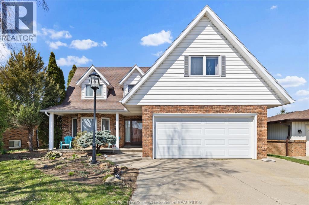 9 Sherwood, Leamington, Ontario  N8H 4V1 - Photo 1 - 26015487
