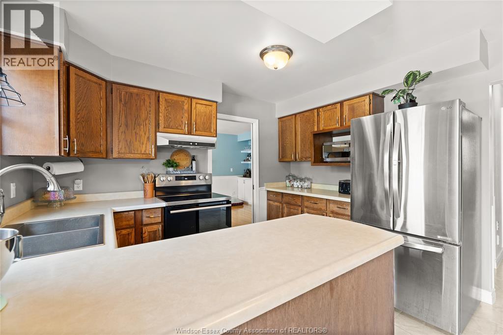 9 Sherwood, Leamington, Ontario  N8H 4V1 - Photo 11 - 26015487
