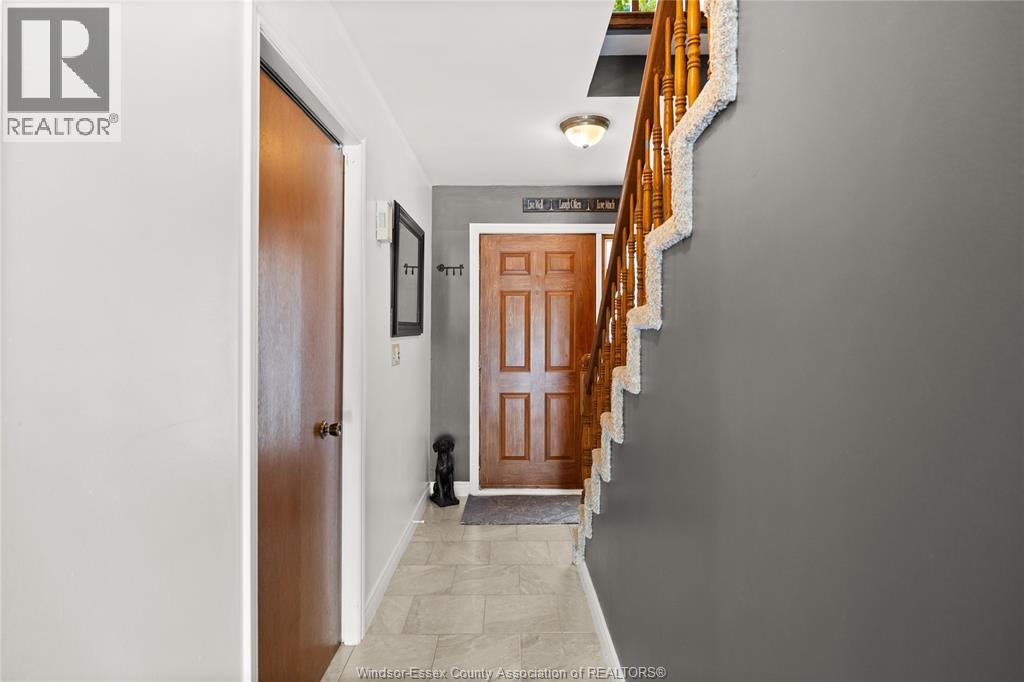9 Sherwood, Leamington, Ontario  N8H 4V1 - Photo 5 - 26015487