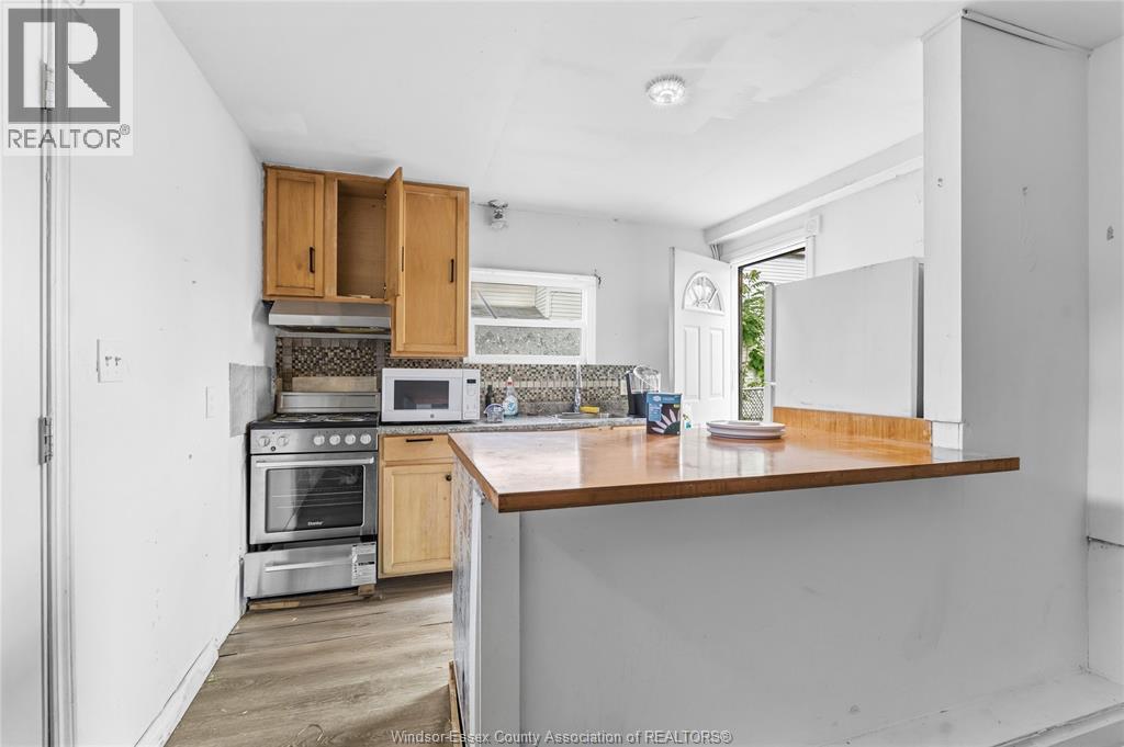 722 Brant Street, Windsor, Ontario  N9A 3E8 - Photo 11 - 26015242