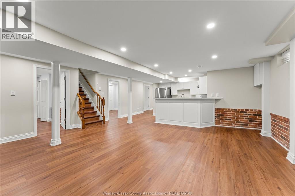 4531 Pleasant Place Unit# Lower Unit, Windsor, Ontario  N8Y 2E9 - Photo 2 - 26015486