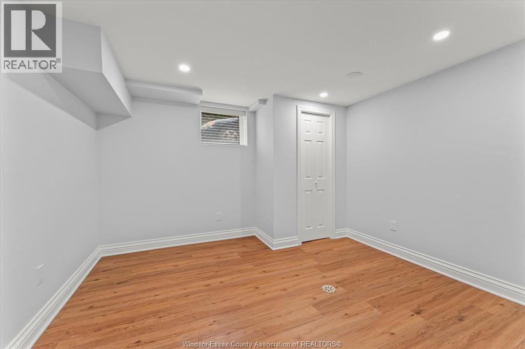 4531 Pleasant Place Unit# Lower Unit, Windsor, Ontario  N8Y 2E9 - Photo 4 - 26015486