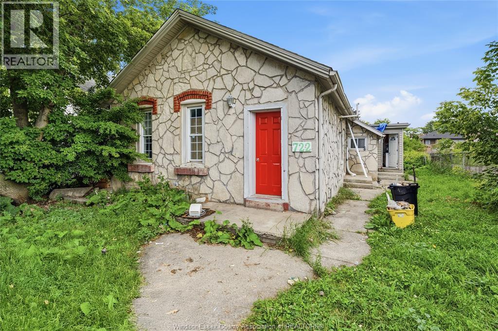 722 Brant Street, Windsor, Ontario  N9A 3E8 - Photo 2 - 26015234