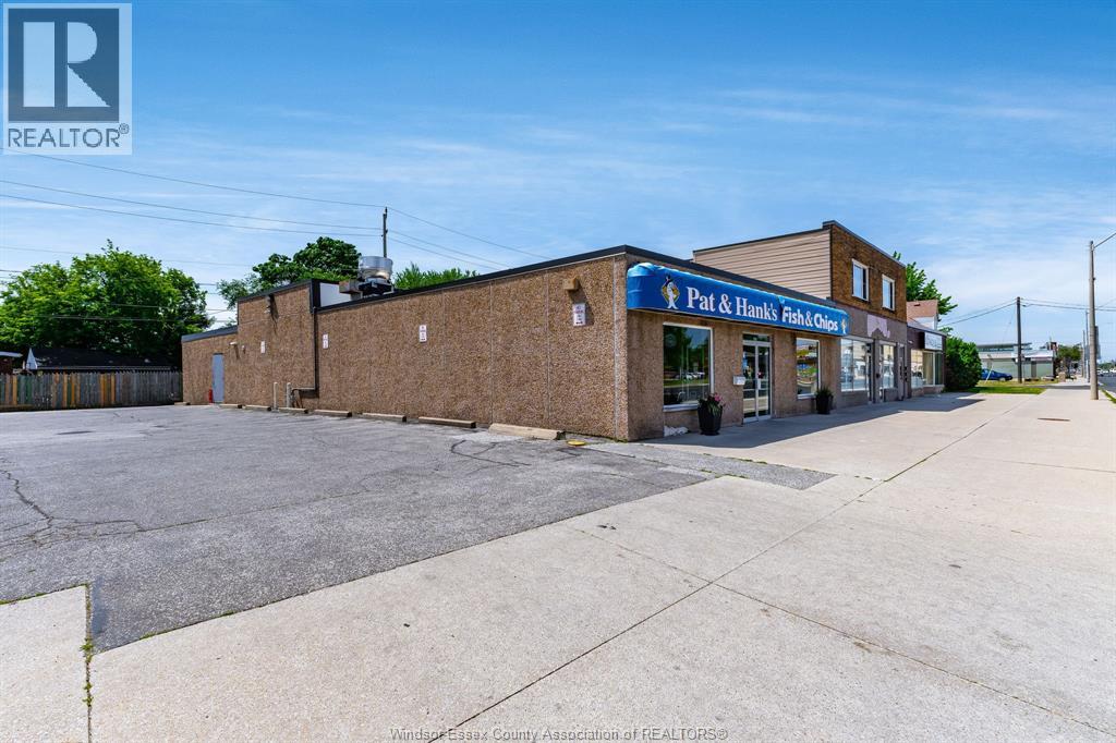 3163 Tecumseh Road East, Windsor, Ontario  N8W 1G9 - Photo 1 - 26015503