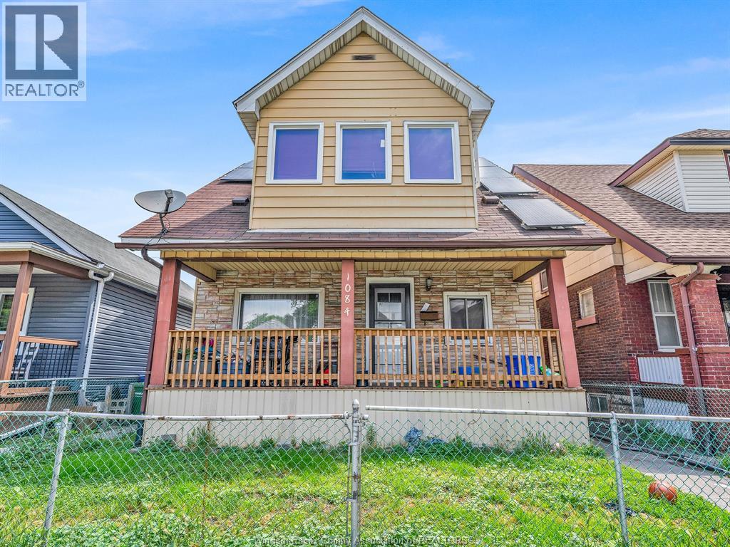 1084 Hickory, Windsor, Ontario  N8Y 3S1 - Photo 2 - 26015490