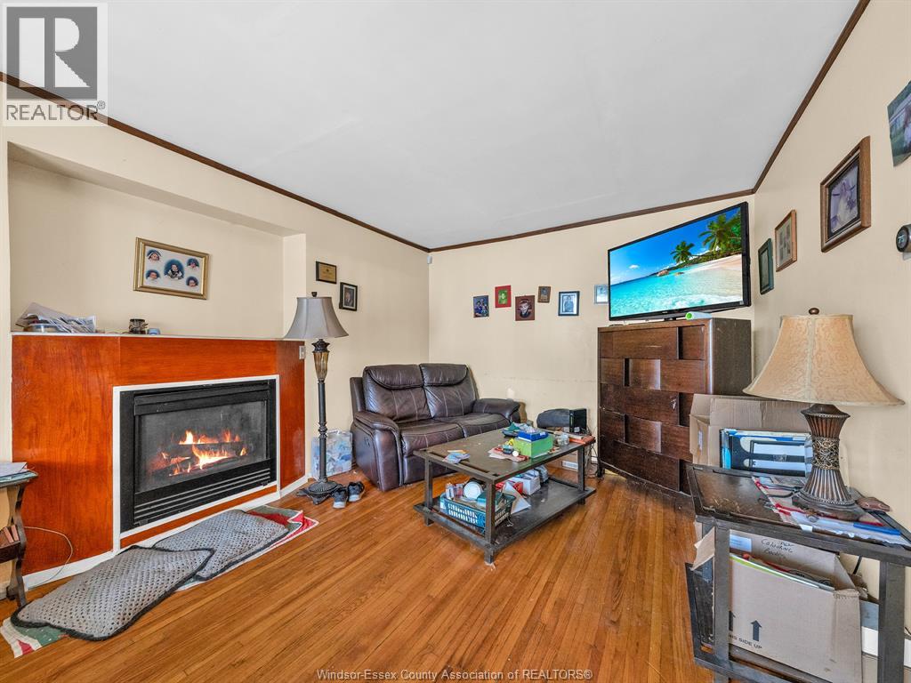 1084 Hickory, Windsor, Ontario  N8Y 3S1 - Photo 6 - 26015490