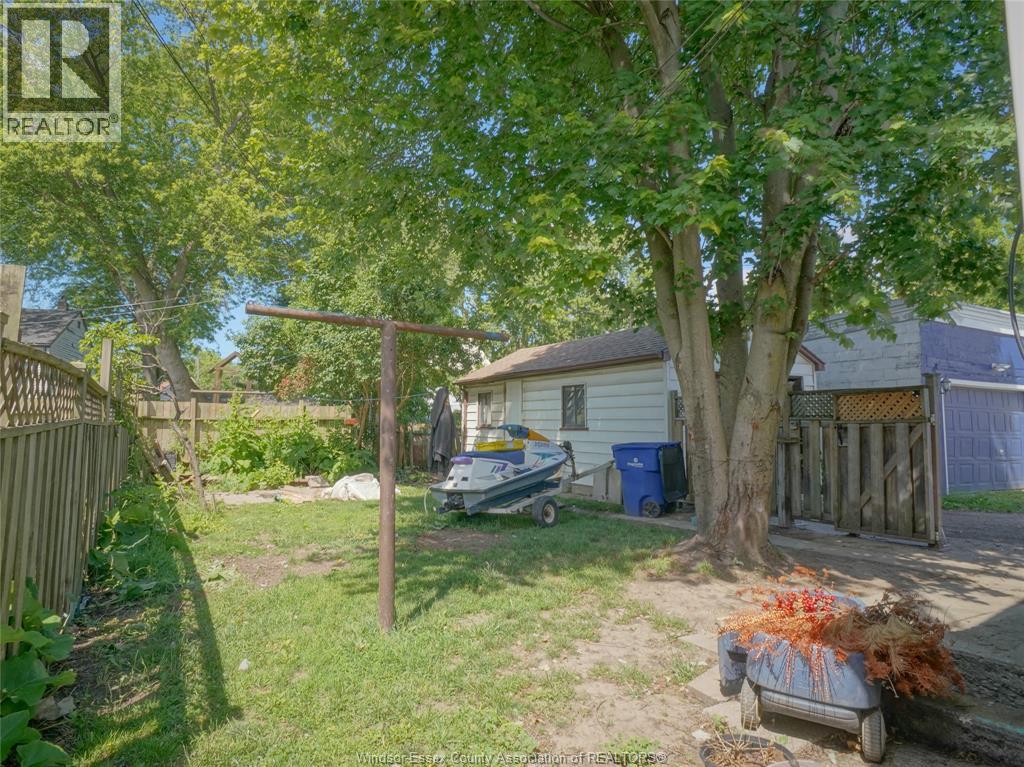 16 Mcnaughton Avenue, Wallaceburg, Ontario  N8A 1R8 - Photo 23 - 26015494