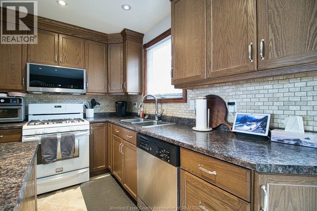 94 Canal Street, Tilbury, Ontario  N0P 2L0 - Photo 10 - 26015356