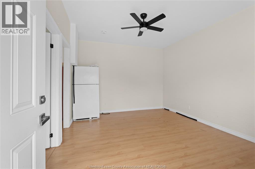 939 Wyandotte Street East, Windsor, Ontario  N9A 3K1 - Photo 3 - 26015519