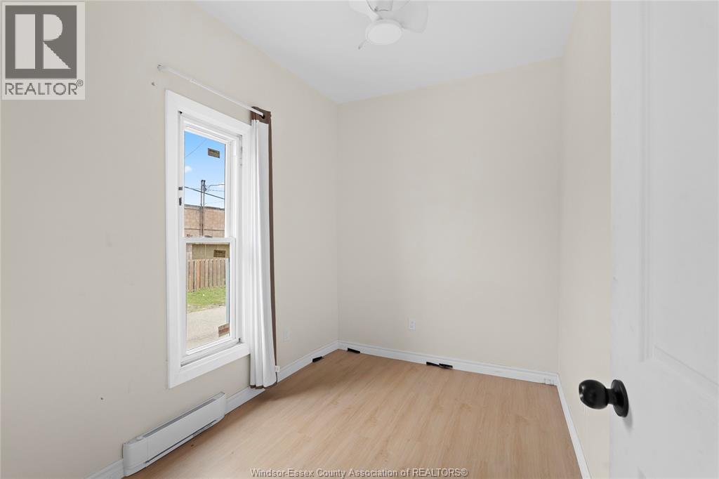939 Wyandotte Street East, Windsor, Ontario  N9A 3K1 - Photo 7 - 26015521