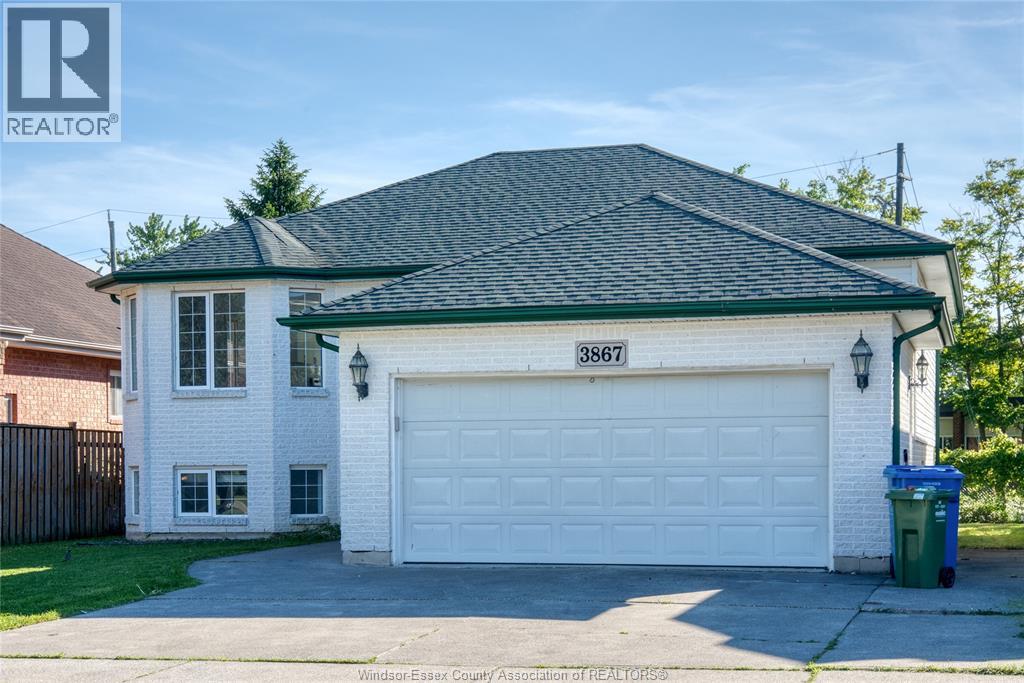 3867 Clara Avenue, Windsor, Ontario  N9E 4X6 - Photo 3 - 26015500