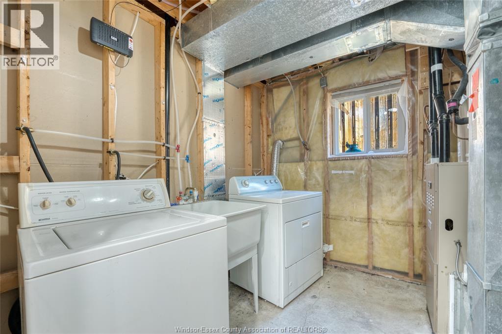 3867 Clara Avenue, Windsor, Ontario  N9E 4X6 - Photo 39 - 26015500