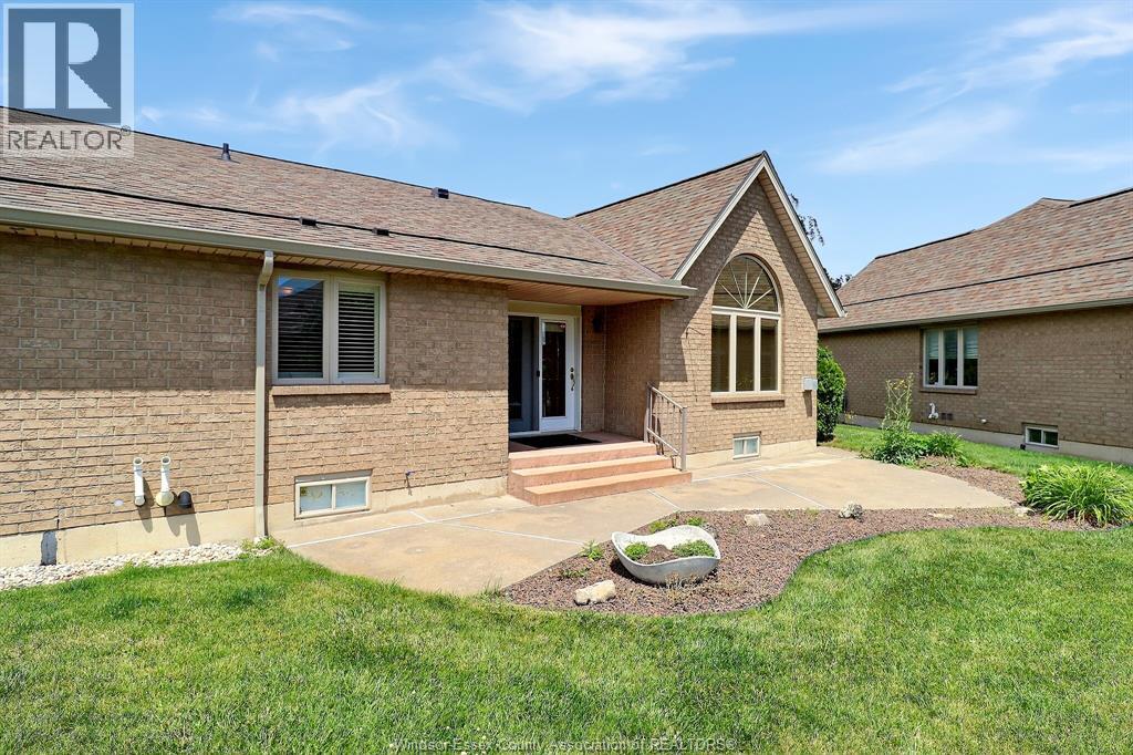 1099 Imperial Crescent, Windsor, Ontario  N9G 2T4 - Photo 41 - 26015483