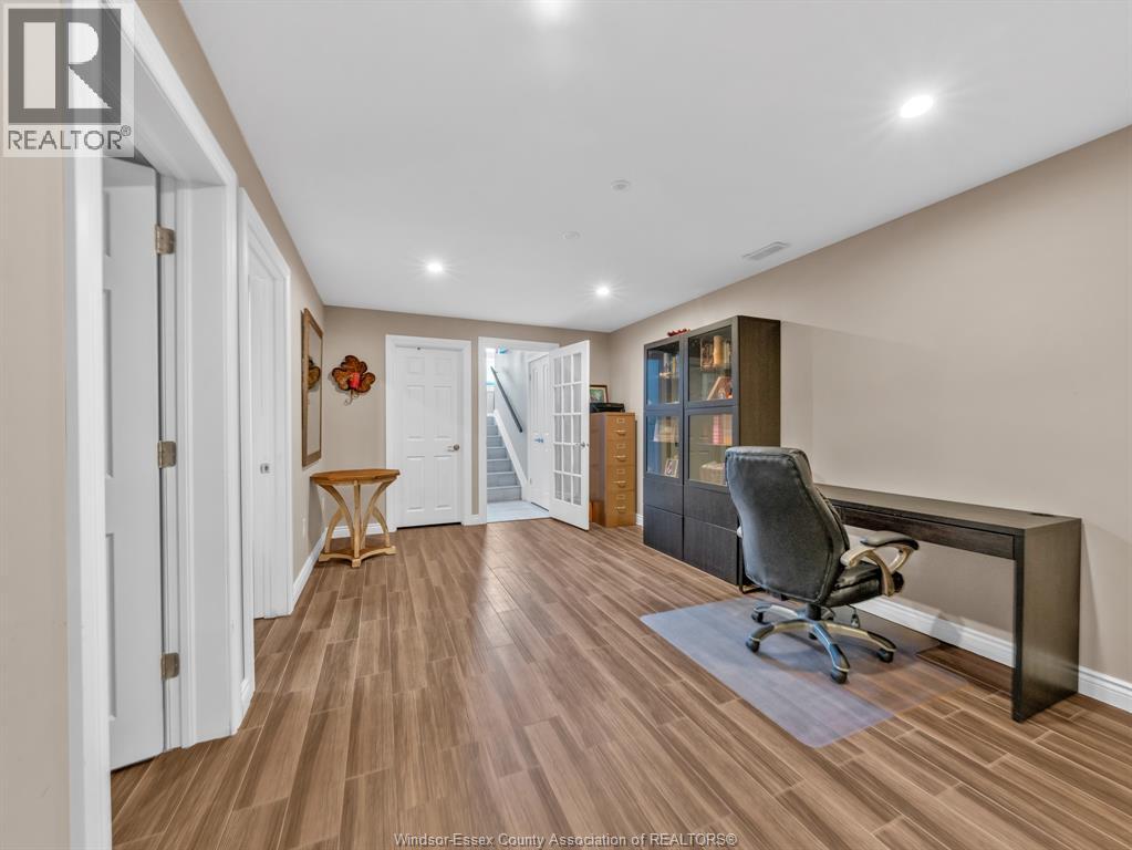 11944 Thistledown, Windsor, Ontario  N8P 0B7 - Photo 29 - 26015538