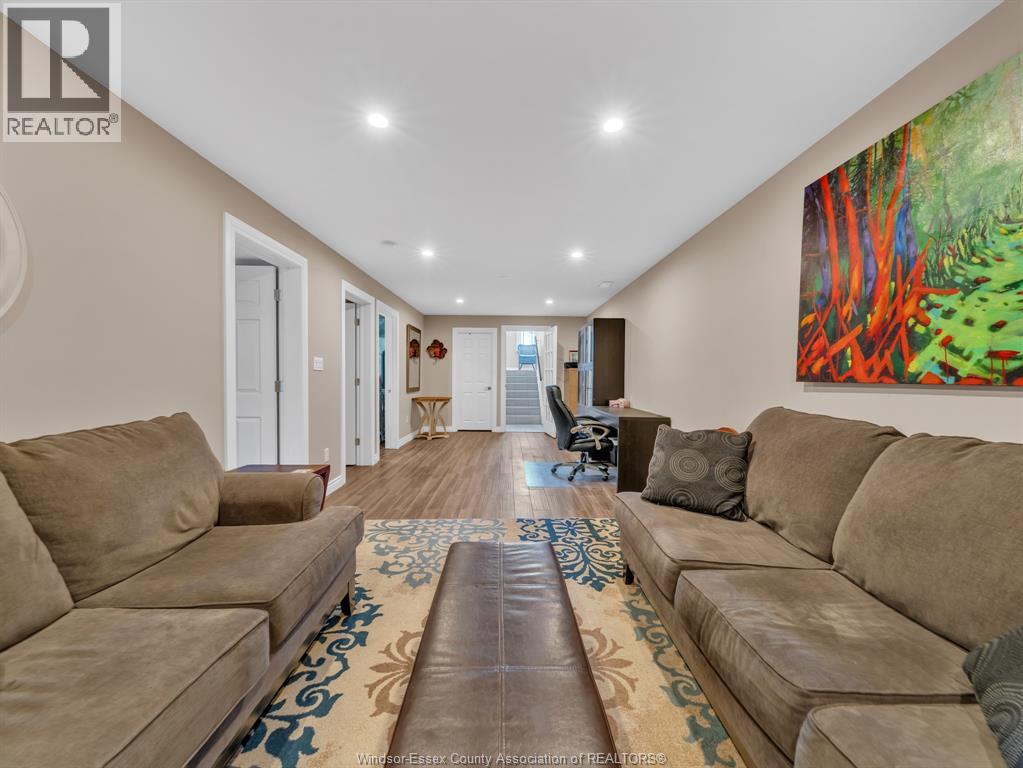 11944 Thistledown, Windsor, Ontario  N8P 0B7 - Photo 30 - 26015538