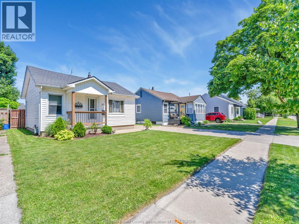 2174 Forest Avenue, Windsor, Ontario  N8W 2G5 - Photo 4 - 26015496