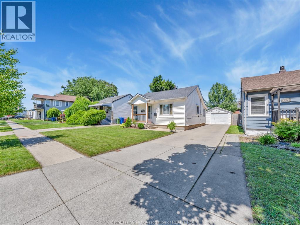 2174 Forest Avenue, Windsor, Ontario  N8W 2G5 - Photo 6 - 26015496