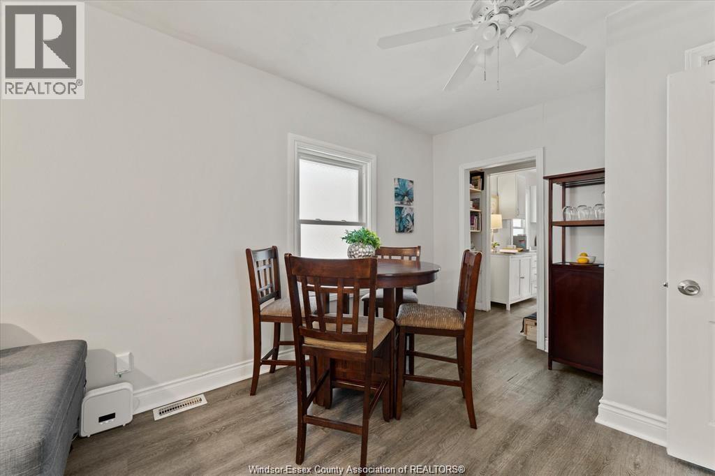 965 Bridge, Windsor, Ontario  N9B 2M9 - Photo 10 - 26015542