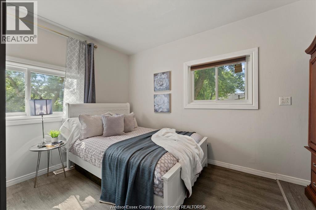 965 Bridge, Windsor, Ontario  N9B 2M9 - Photo 15 - 26015542