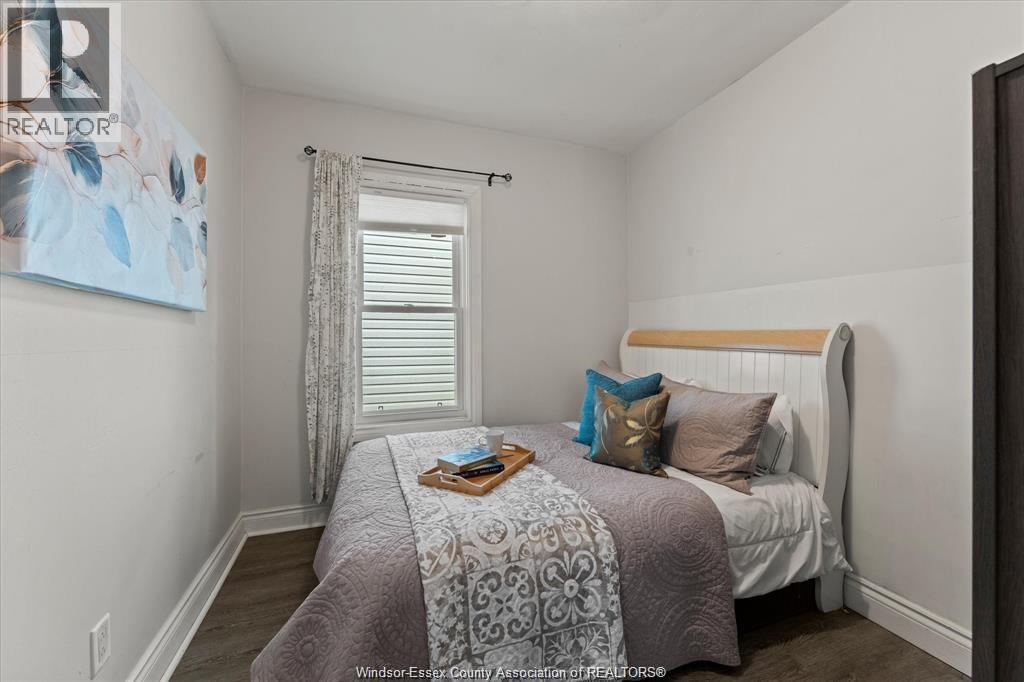 965 Bridge, Windsor, Ontario  N9B 2M9 - Photo 17 - 26015542