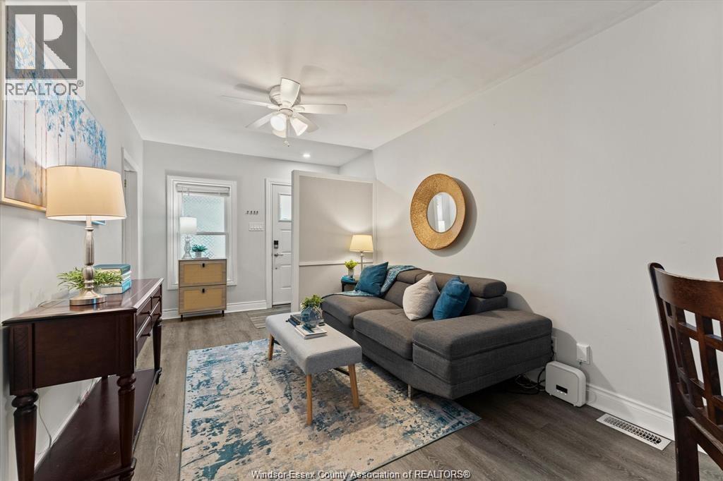 965 Bridge, Windsor, Ontario  N9B 2M9 - Photo 8 - 26015542