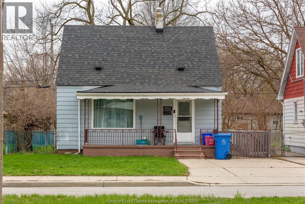 1015 Partington Avenue, Windsor, Ontario  N9B 2P1 - Photo 1 - 26015546